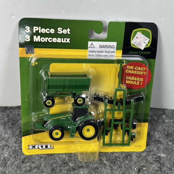 2009 ERTL John Deere 3 Piece Tractor Trailer Trail Set, #37290, NOS - Picture 1 of 7